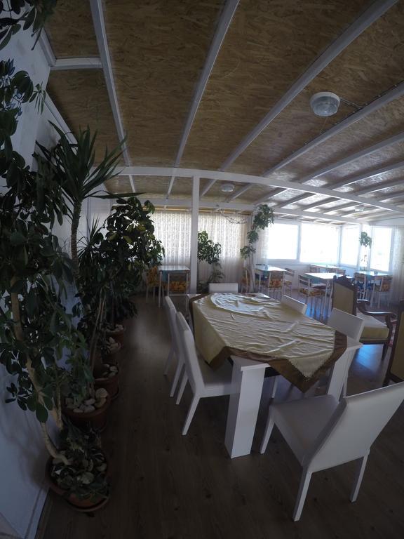 Akkin Pansiyon Hotell Kaş Exteriör bild