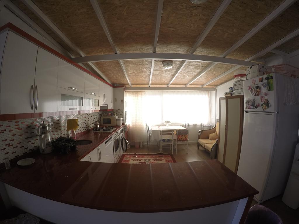 Akkin Pansiyon Hotell Kaş Exteriör bild