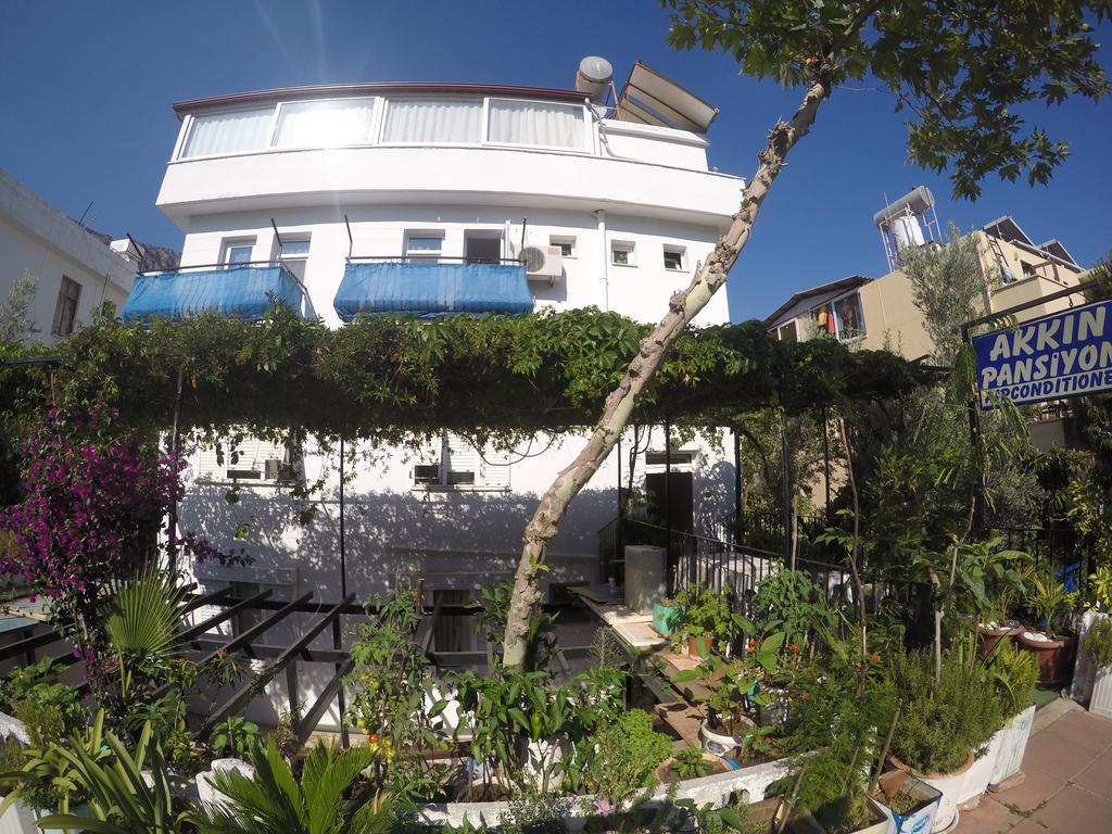 Akkin Pansiyon Hotell Kaş Exteriör bild