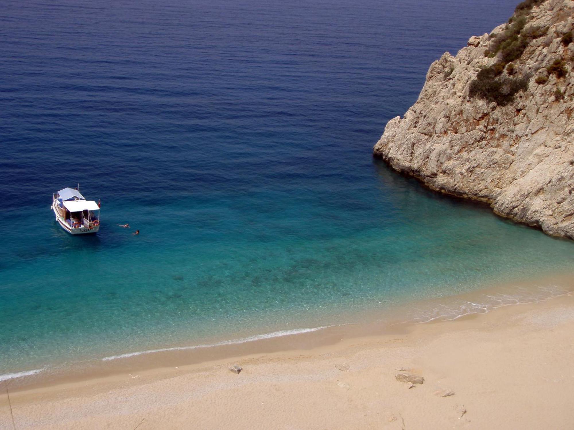 Akkin Pansiyon Hotell Kaş Exteriör bild
