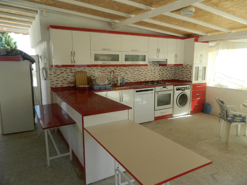 Akkin Pansiyon Hotell Kaş Exteriör bild